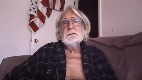 AlphaUniform online show from 04.14.26