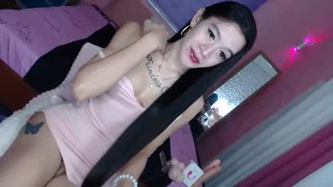 Chloe- DONT FORGET TO FOLLOW MElets getting to know each other and make some love and fun online show from 12.18.25