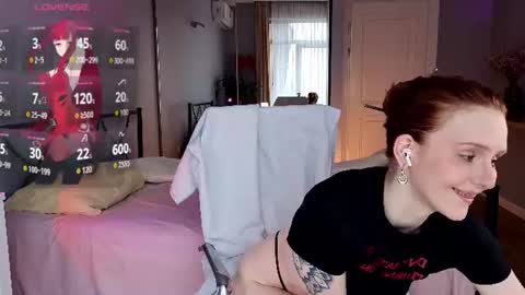 Snapshot of alunavita chatting on 07.19.26 Vita online show from 07.19.26