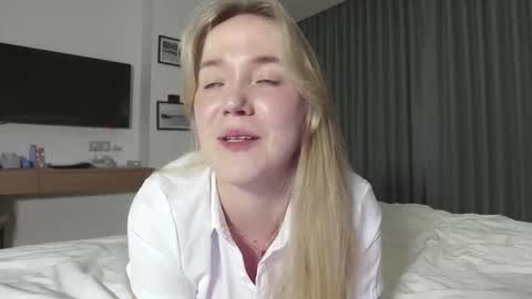 Amelia NEXT STREAM  online show from 03.05.26