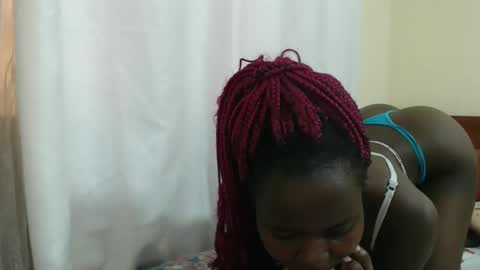 Snapshot of alvine_keji chatting on 02.26.26 Alvine keji online show from 02.26.26