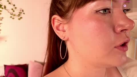 Lilu online show from 05.13.26