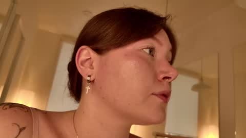 Lilu online show from 07.04.26
