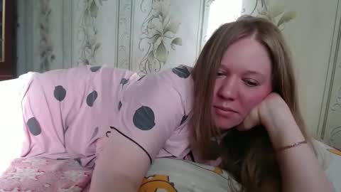 Snapshot of alya764770 chatting on 05.15.26 alya764770 online show from 05.15.26