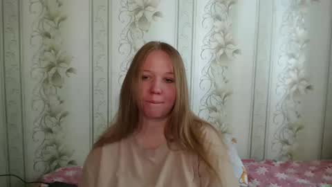 Snapshot of alya764770 chatting on 05.16.26 alya764770 online show from 05.16.26