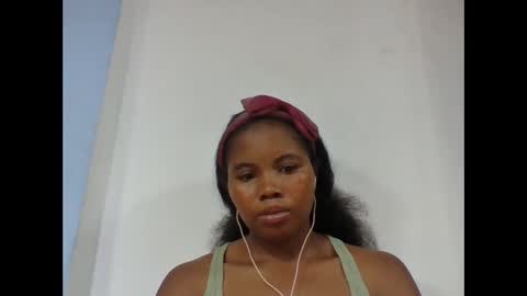 alydie7 online show from 04.24.26