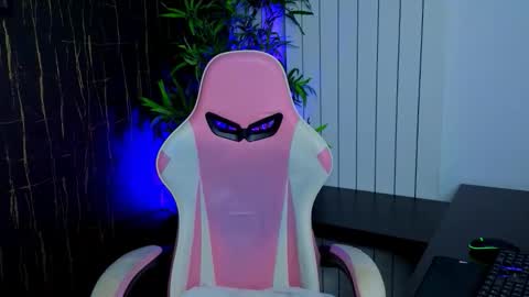 Alyse online show from 10.11.25