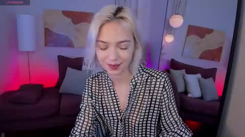 Snapshot of alysiasun chatting on 09.13.25 Alysia online show from 09.13.25