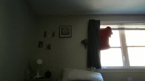 Snapshot of alyssa6960545 chatting on 09.29.25 Lily online show from 09.29.25