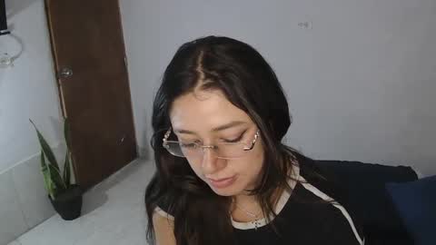 Snapshot of alythia chatting on 05.21.26 alythia online show from 05.21.26