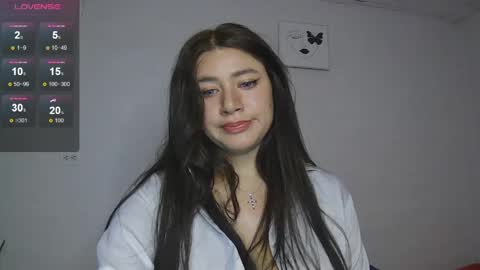 Snapshot of alythia chatting on 05.25.26 alythia online show from 05.25.26