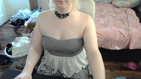 alyxiabewbs online show from 03.26.26