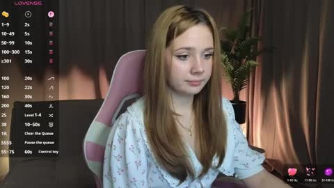 Alyx online show from 04.06.26
