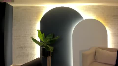 Amalia cruss online show from 04.04.26