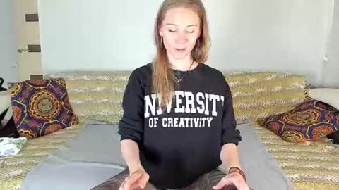 Amalia online show from 07.18.26