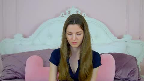 Snapshot of amalialima chatting on 06.18.26 AmaliaLima online show from 06.18.26