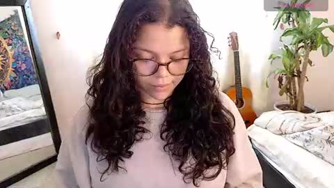 Snapshot of amand1_sweet chatting on 07.30.26 online show from 07.30.26