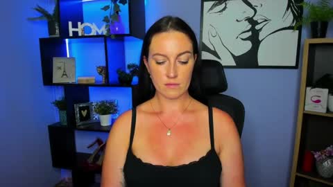 Snapshot of amanda_burn chatting on 05.14.26 Amanda online show from 05.14.26