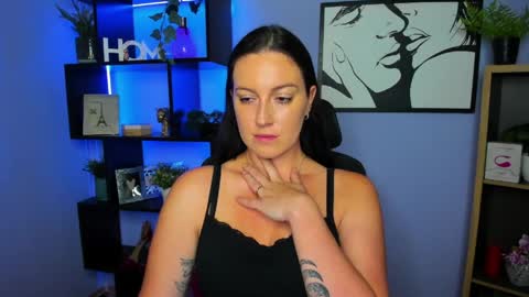 Snapshot of amanda_burn chatting on 05.18.26 Amanda online show from 05.18.26