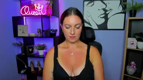 Snapshot of amanda_burn chatting on 06.11.26 Amanda online show from 06.11.26