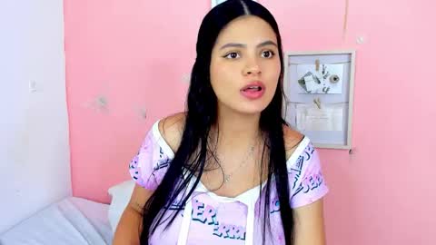 Thalia online show from 11.15.25