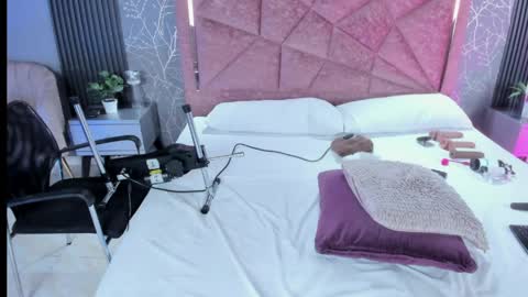 Amanda cruz online show from 03.29.26