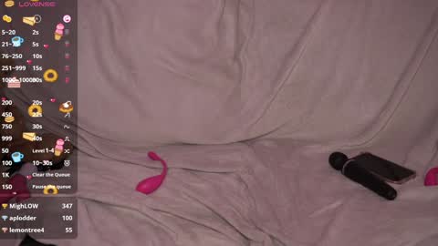 Snapshot of amandaafire chatting on 01.07.25 Amanda online show from 01.07.25