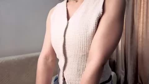 Snapshot of amandacure chatting on 07.18.26 Zoe online show from 07.18.26