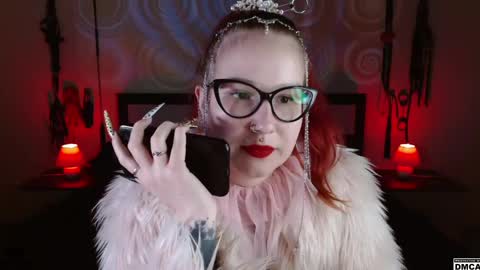 Snapshot of amanita__pantherina chatting on 12.10.24 Goddess Amanita online show from 12.10.24