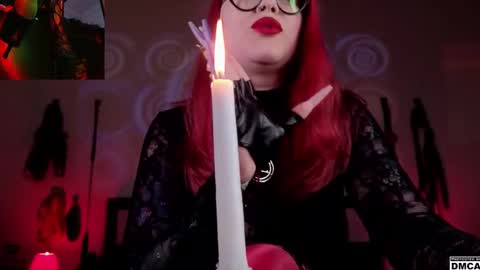 Snapshot of amanita__pantherina chatting on 01.28.25 Goddess Amanita online show from 01.28.25