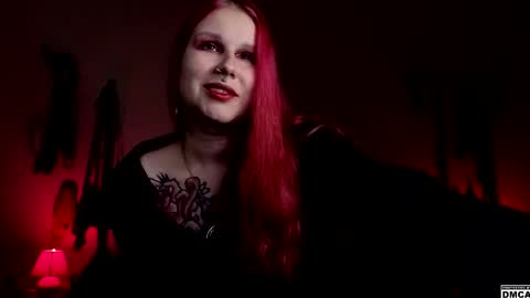 Snapshot of amanita__pantherina chatting on 10.14.25 Goddess Amanita online show from 10.14.25