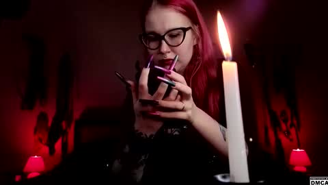 Snapshot of amanita__pantherina chatting on 12.15.25 Goddess Amanita online show from 12.15.25