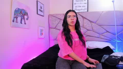 amara velle  online show from 04.06.26