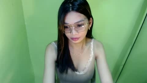 Snapshot of amarabellax chatting on 06.26.26 BELLA online show from 06.26.26