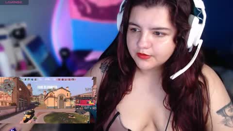 Snapshot of amaralof chatting on 11.20.25 amaralof online show from 11.20.25