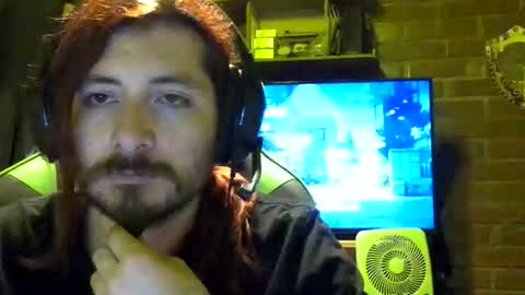 Snapshot of amaru_bf_experience chatting on 12.01.25 Amaru online show from 12.01.25