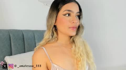  Mar  independent model  online show from 02.16.25