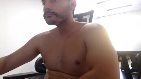 amateurmilk30 online show from 04.17.26