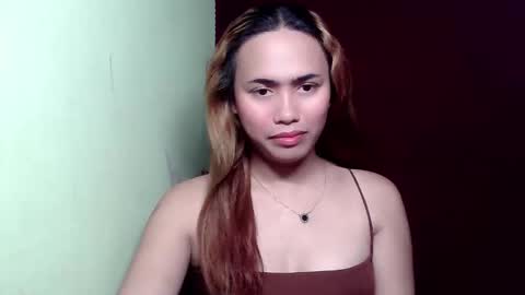 Snapshot of amazing_yella69 chatting on 04.22.26 YELLA online show from 04.22.26