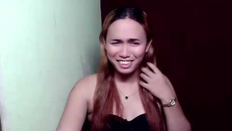 Snapshot of amazing_yella69 chatting on 04.23.26 YELLA online show from 04.23.26