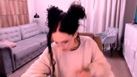 Izza online show from 03.16.26