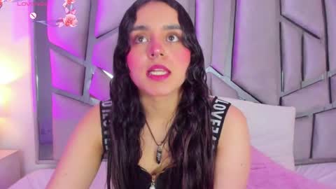 Snapshot of ambar_devon chatting on 02.26.25 online show from 02.26.25