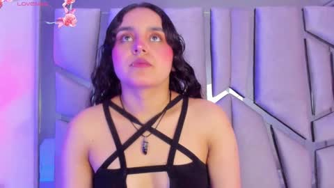 Snapshot of ambar_devon chatting on 03.08.25 online show from 03.08.25