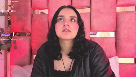 Snapshot of ambar_devon chatting on 11.12.25 online show from 11.12.25