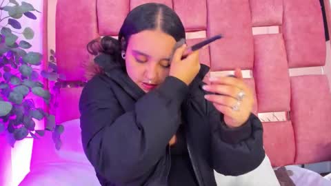 Snapshot of ambar_devon chatting on 02.18.26 online show from 02.18.26