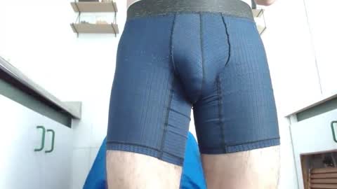 Snapshot of ambar_mds chatting on 09.21.25 Sebas online show from 09.21.25