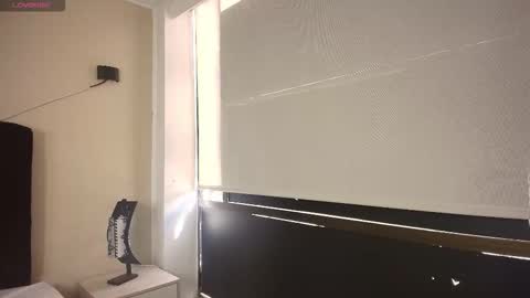 Ambar Ross online show from 09.23.25