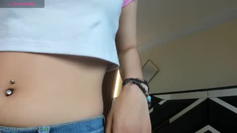 Ambar Ross online show from 03.03.26