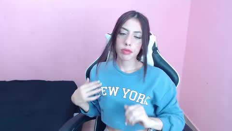 Snapshot of ambel_rose chatting on 02.09.25 ambel_rose online show from 02.09.25