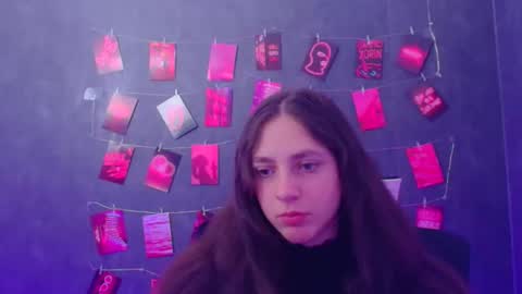 Snapshot of amber__r chatting on 03.25.26 Amber online show from 03.25.26